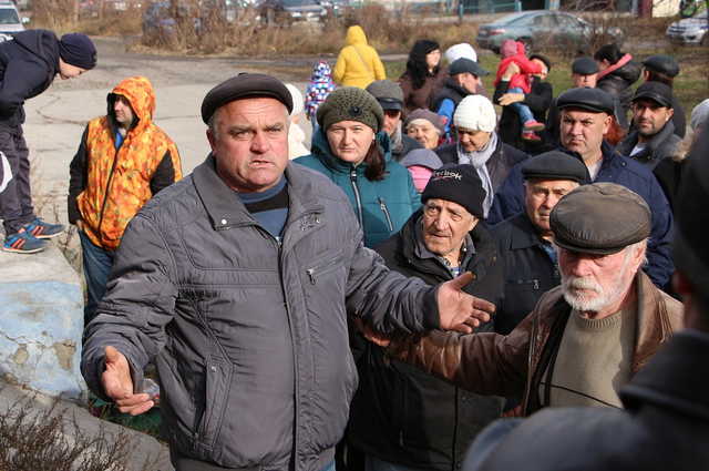 Жители Смелы выходят на митинг после резкого повышения тарифов на отопление