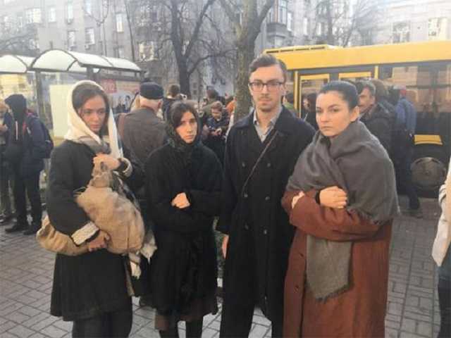 В киевских автобусах и троллейбусах появятся "жертвы Голодомора"