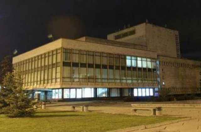 В Днепре балерину со спектакля унесли на носилках в больницу