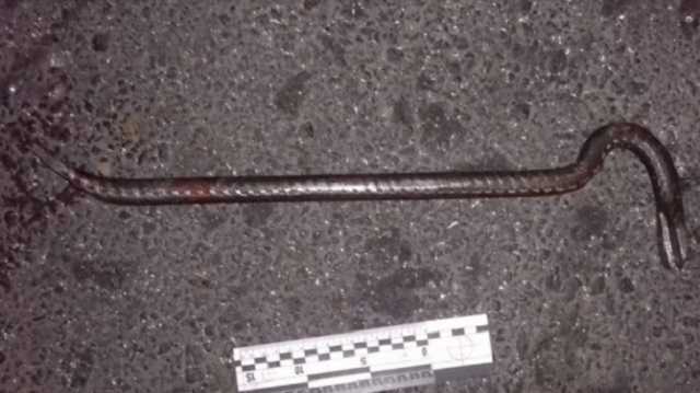 В Одессе мужчина монтировкой “успокоил” коллегу