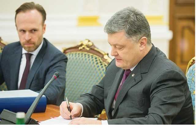 Порошенко обвинил Филатова в неспособности «решать вопросы» с судьями Верховного суда
