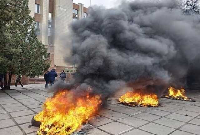 «Петро дал добро!»: в сети оценили указание Порошенко дать тепло в Смеле