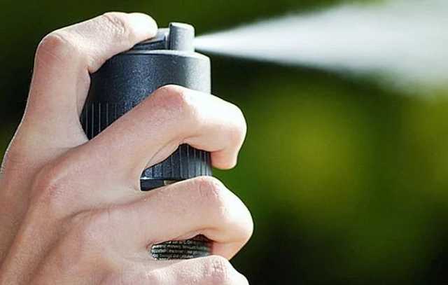 Подростку, который распылил слезоточивый газ в лица женщинам, объявили подозрение