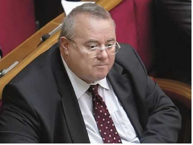 Регламентный комитет считает необоснованным представление Луценко о снятии неприкосновенности с нардепа укравшего миллионы из Ощадбанка