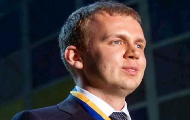 Украина оштрафовала беглеца Курченко на 15 миллионов