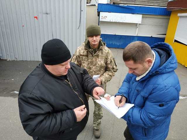 Часть демонтированных в Киеве МАФов передадут военным в зону ООС