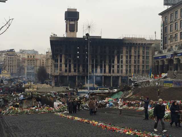 Річниця Майдану: В Будинку профспілок у Києві відкриють фастфуд KFC