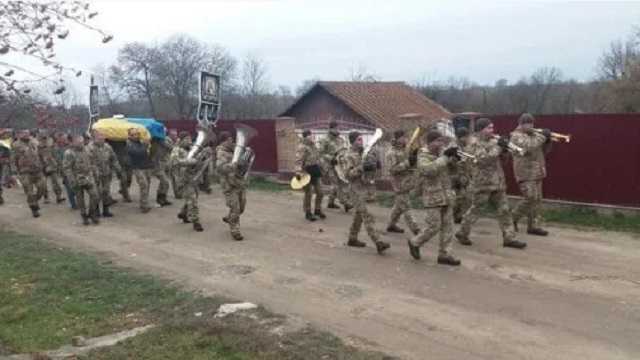 Выкололи глаза: Убитого в Днепре бойца ВСУ пытали перед смертью