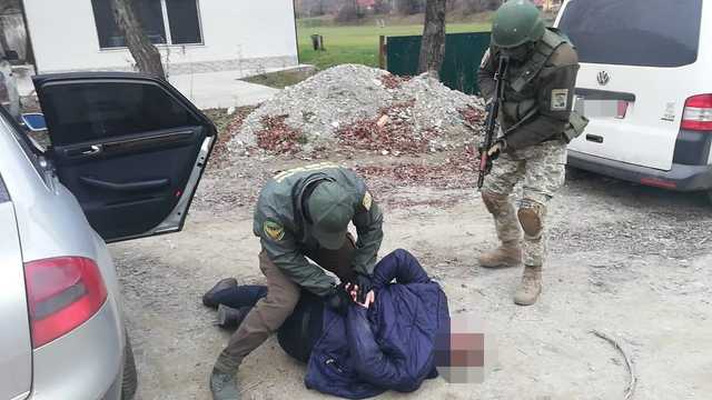 В Закарпатской обл. задержали главу сельсовета, подозреваемого в причастности к гибели пограничника