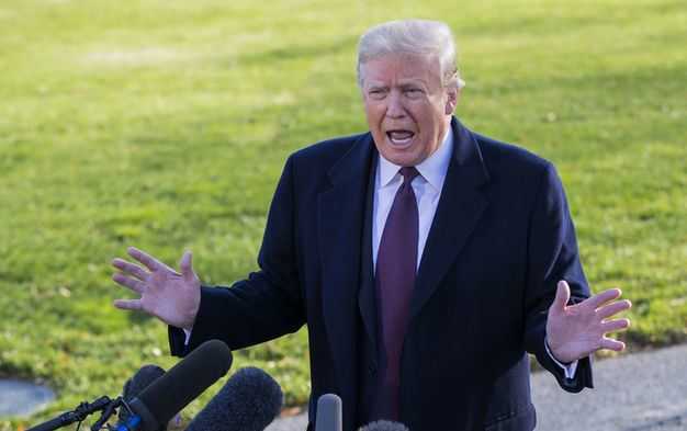 Военным США разрешили открывать огонь по мигрантам на границе с Мексикой