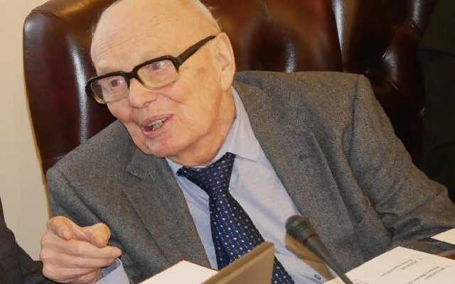 Столетний академик Патон: наши руководители живут одним днем, нет понимания, зачем Украине наука