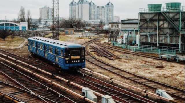 Метро на Троещину: приближающаяся реальность или бесконечно пустые обещания власти?