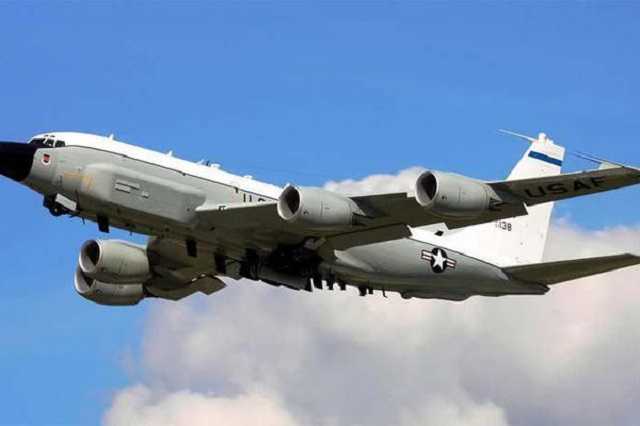 Летит в Крым: разведчик США ворвался в акваторию Черного моря