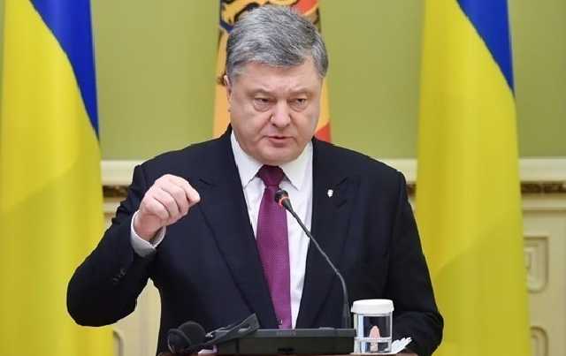 Порошенко показал депутатам тайные данные об угрозе вторжения России