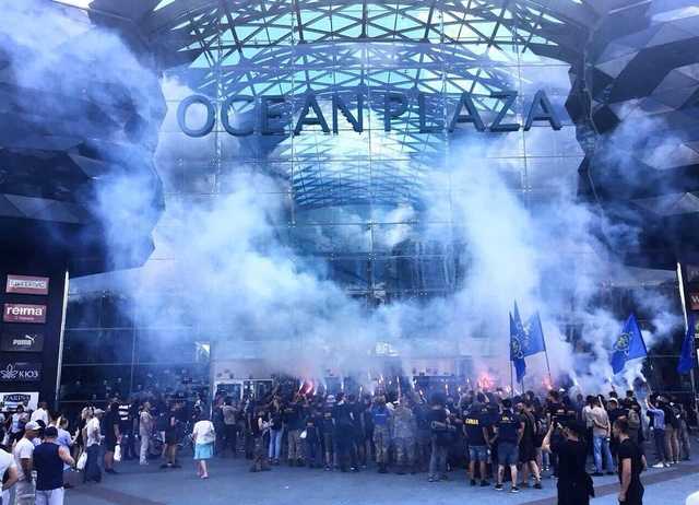      Ocean Plaza,  