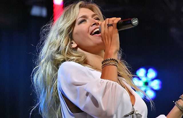 Украинские звезды выступят на новогодних шоу в России: назван список артистов