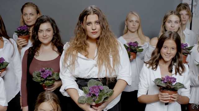 Украинская песня «Плакала» снова возглавила чарт в РФ: россияне возмущены