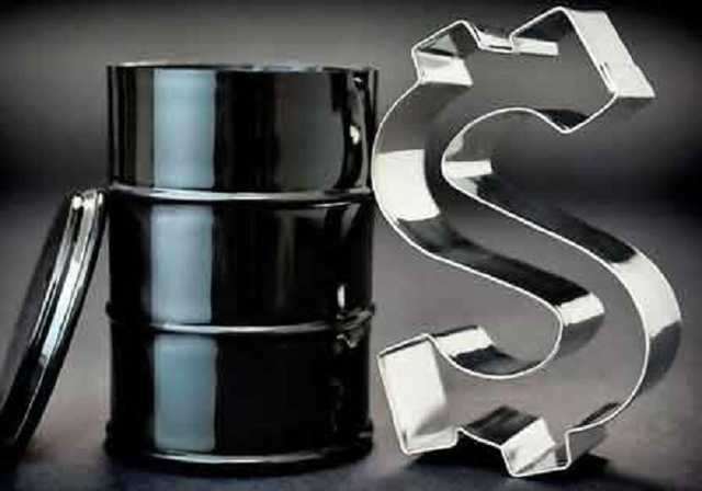 Цена на нефть обвалила годовое “дно”