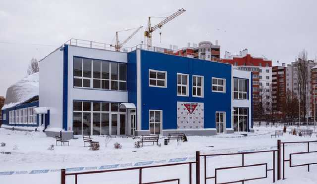 Министр назвал причину обрушения крыши спортзала под Киевом