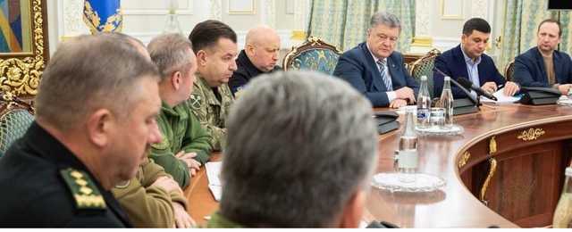 «Давай 100 тысяч на… войну»: под военное положение в стране началась эпидемия мародерства