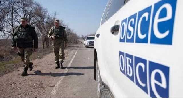 ОБСЕ при помощи беспилотника зафиксировала на Донбассе более 100 единиц тяжелой техники оккупантов