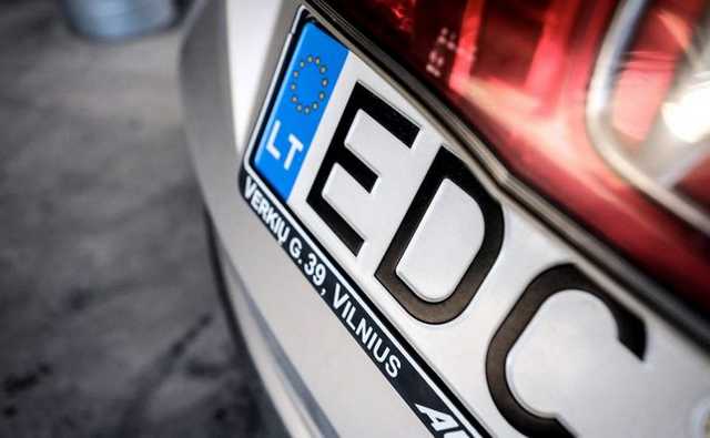 Водителей «евроблях» не выпустят из временных рамок