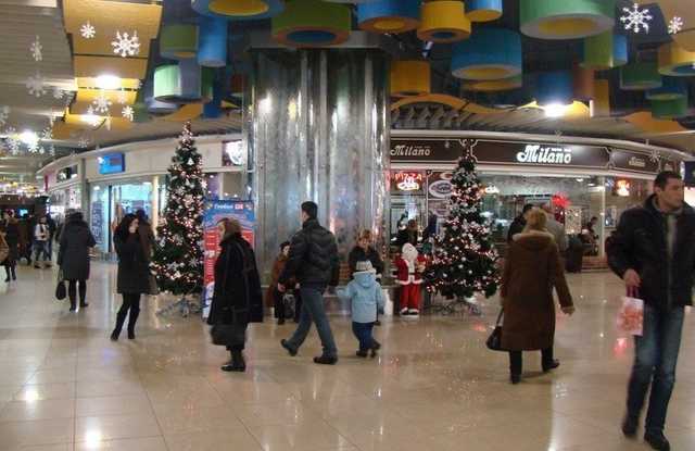 В ТРЦ Житомира произошла кровавая поножовщина: подробности ЧП