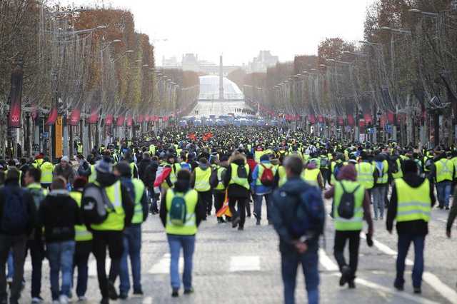 Кремль ответил на обвинения в причастности к беспорядкам во Франции