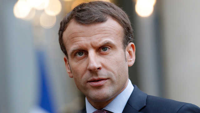Протесты во Франции: Макрон пошел на отчаянный шаг