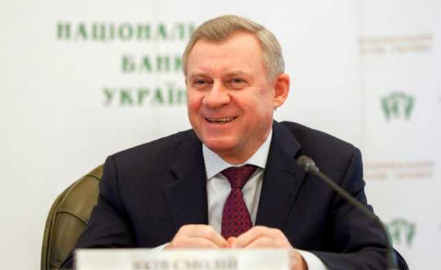 Смолий в ноябре заработал больше 300 тысяч грн