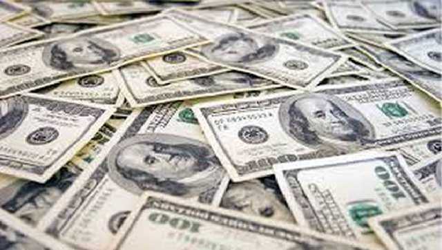 У листопаді населення придбало один мільярд доларів