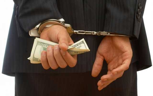 Под Запорожьем мужчина пытался заплатить взятку за закрытие дела о вырубке лесопосадки