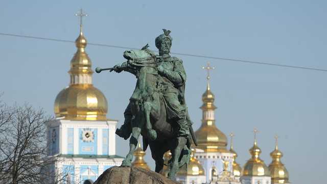 В посольстве советуют американцам держаться подальше от церквей во время объединительного собора в Киеве