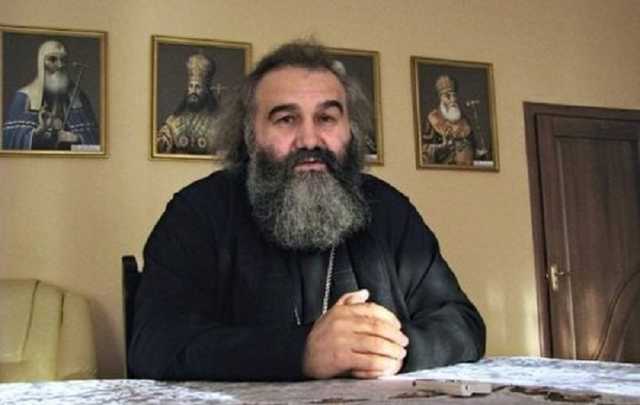 Священника Агапита укрыли в Лавре после работы с ним сотрудников СБУ, – нардеп