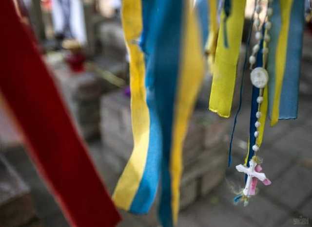 Его убили за сине-желтую ленточку: Две правдивые, но жуткие истории с Донбасса