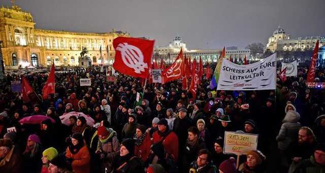 По стопам ”желтых жилетов”: Австрию всколыхнул многотысячный протест