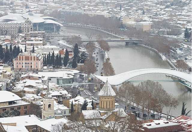 В Грузии произошли столкновения между сторонниками оппозиции и полицией