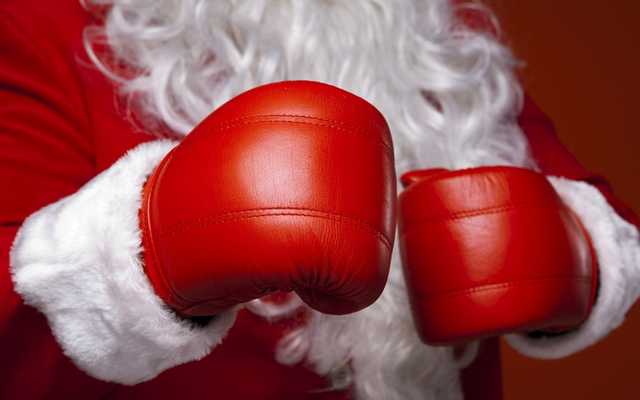 В Одессе на Дерибасовской деды морозы устроили побоище