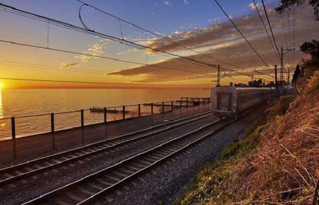 Сотрудники «Приднепровской железной дороги» систематически разворовывали грузы со станций