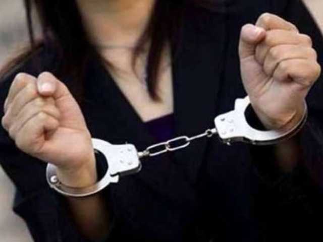 Пьяная 31-летняя женщина зарезала спящего брата на Днепропетровщине