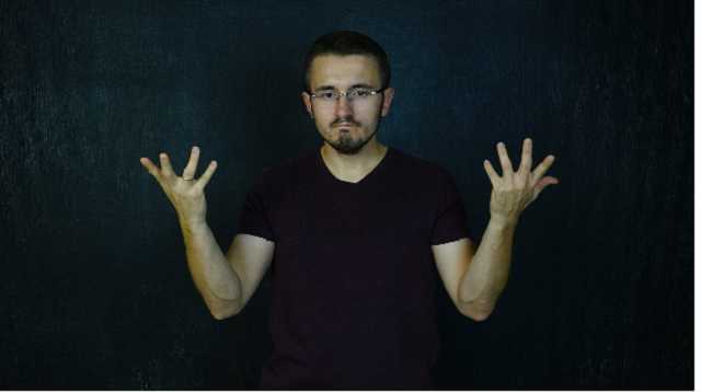 “Наші Гроші” и “Схемы” могут исчезнуть из эфира из-за выборов