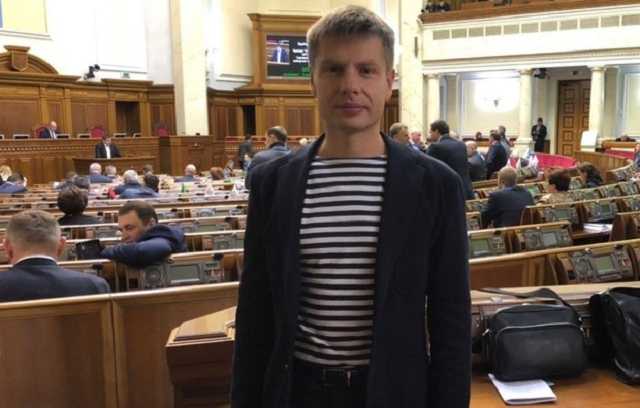 Гончаренко хочет быть наблюдателем на корабле, который отправится Керченским проливом