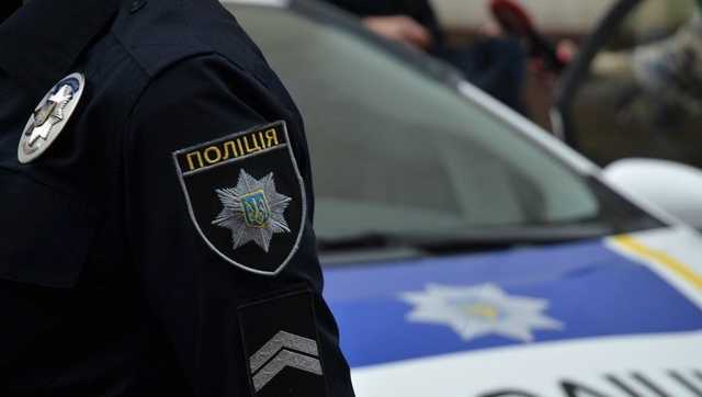 Во Львовской области в электричке избили полицейского