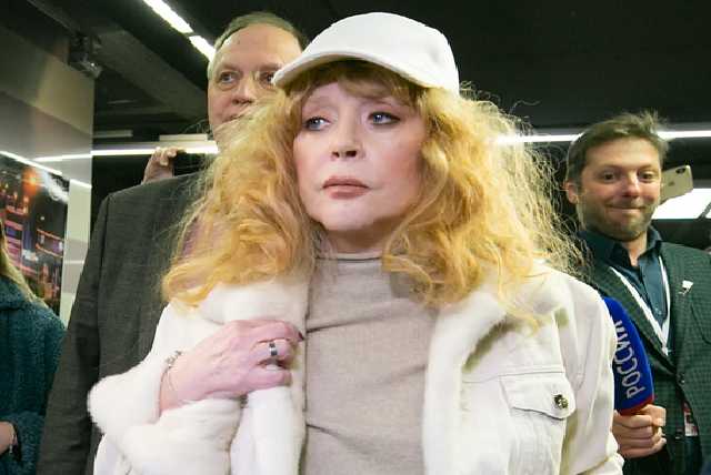 Пугачева ужаснула болезненным видом на шоу Киркорова