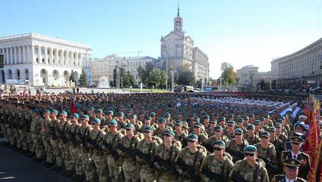 У 2019 армія отримає більше тисячі нових бронемашин