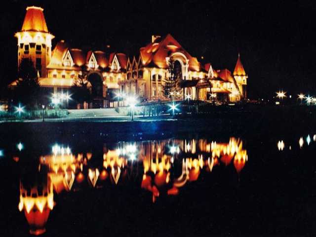 Любимая резиденция Януковича: СМИ узнали, где Порошенко с семьей встретит Новый год