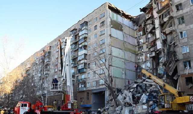 В российском Магнитогорске рухнул жилой дом: появились данные об украинке