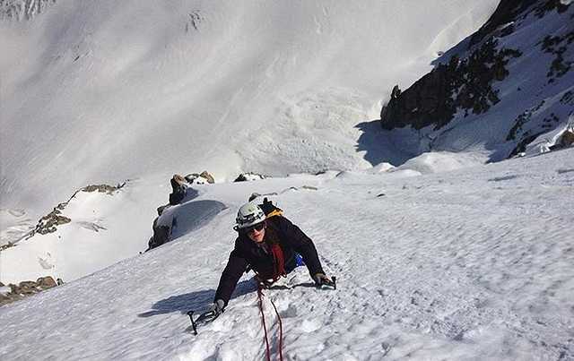 Спасатели нашли в Карпатах заблудившуюся туристку