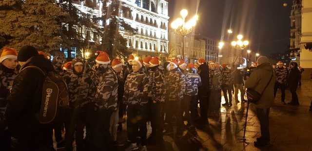 Нацкорпус впервые пришел на марш Бандеры без факелов