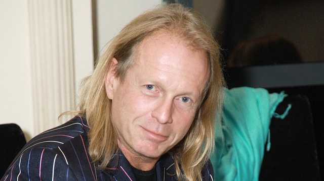 Умер знаменитый советский певец и композитор